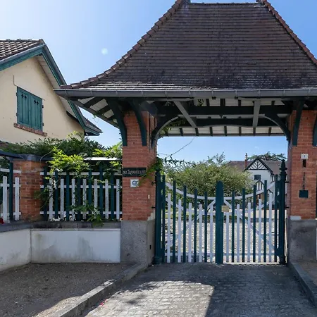 Ma Tranquillite Zajazd Courpiere