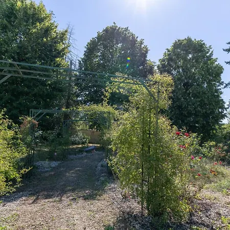 Zajazd Ma Tranquillite Courpiere